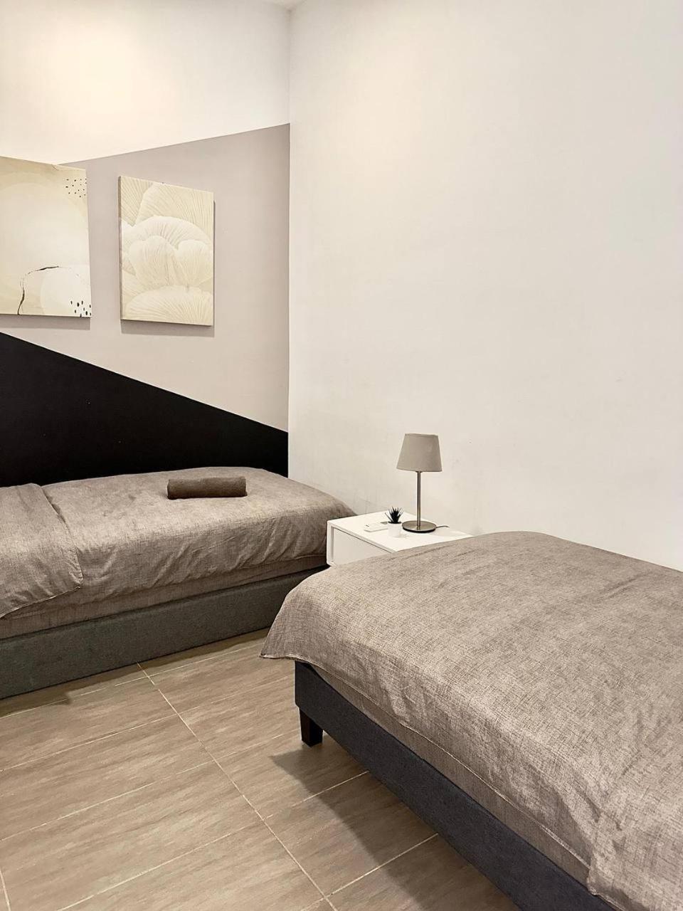 Netflix Two Bedroom Troika Kota Bharu Homestay 118 Exterior foto